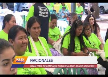 GRAN FERIA DE ARTESANÍA CHAQUEÑA  EN PLAZA DE ASUNCIÓN